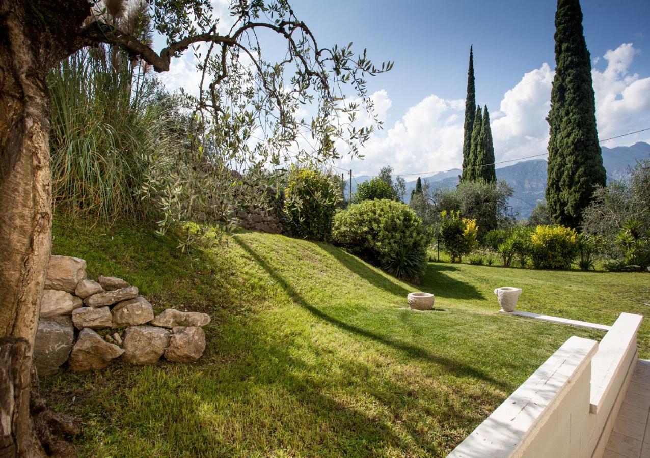 La Pervinca Apartments Malcesine Exterior photo