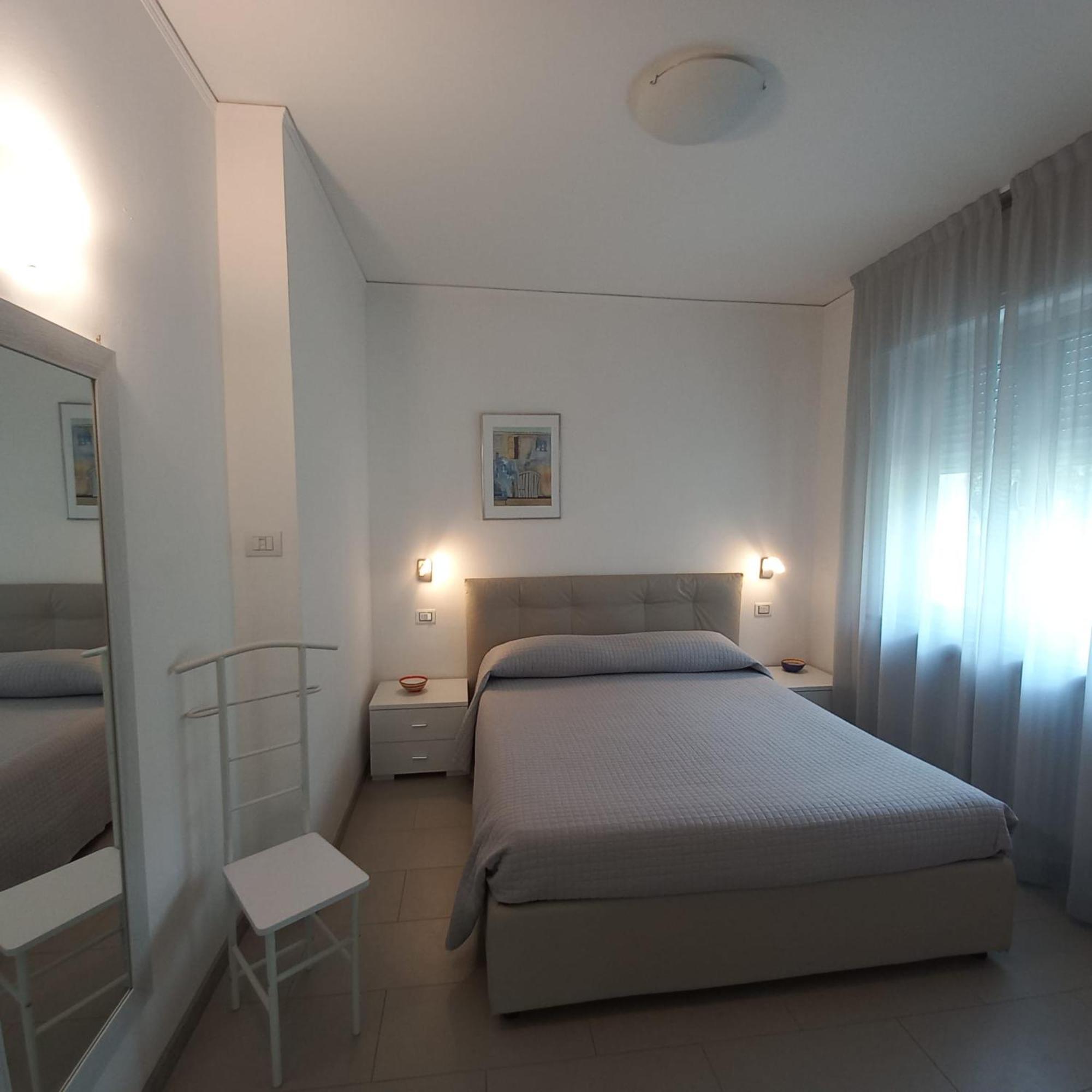 La Pervinca Apartments Malcesine Exterior photo